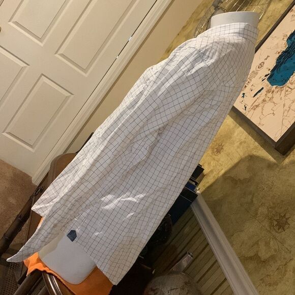 Joules NWT button down. - Picture 4 of 14